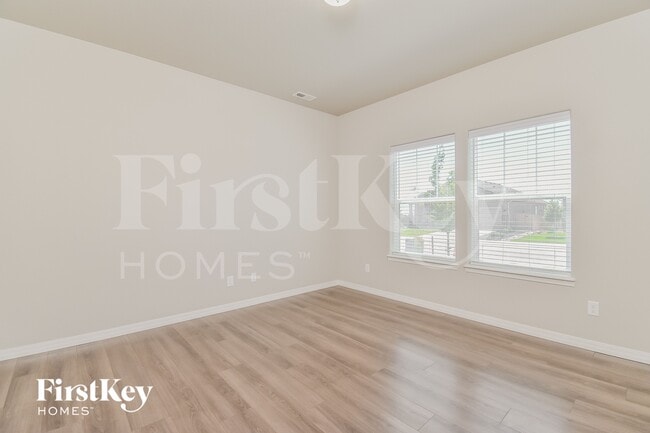 Photo - 8288 Kintla Ct