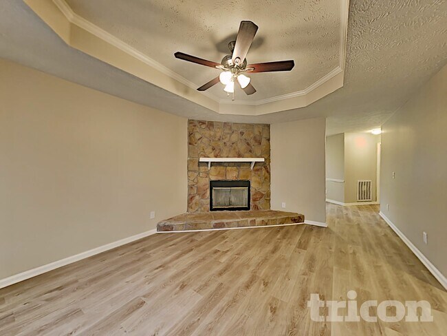 Photo - 102 Natchez Ct S