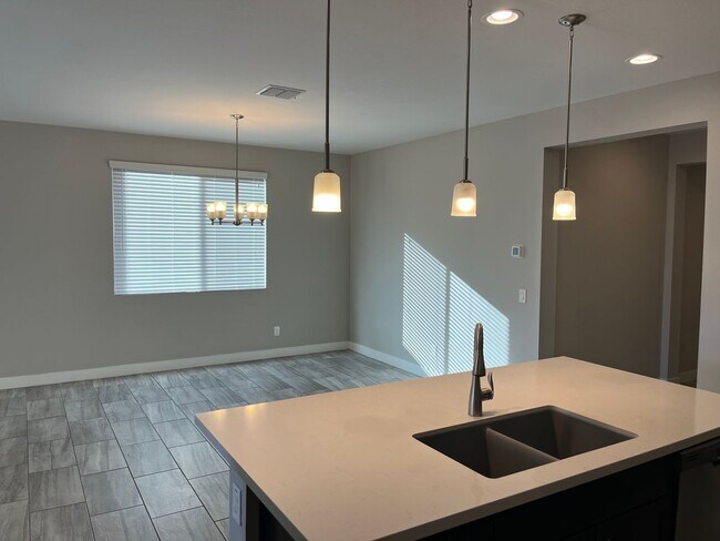 Photo - 3865 S 183rd Dr