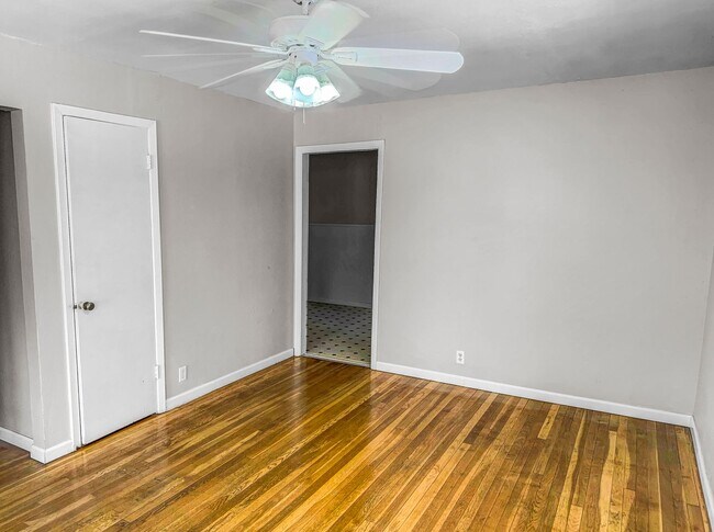 Photo - Olmos Unit 2016