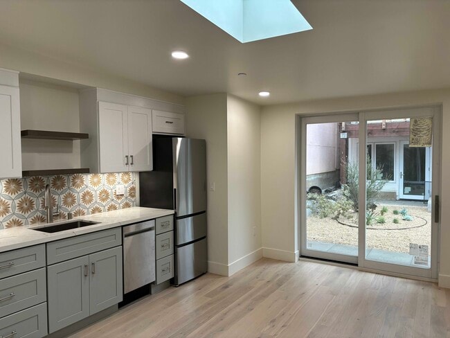 Photo - 3763 Cesar Chavez St