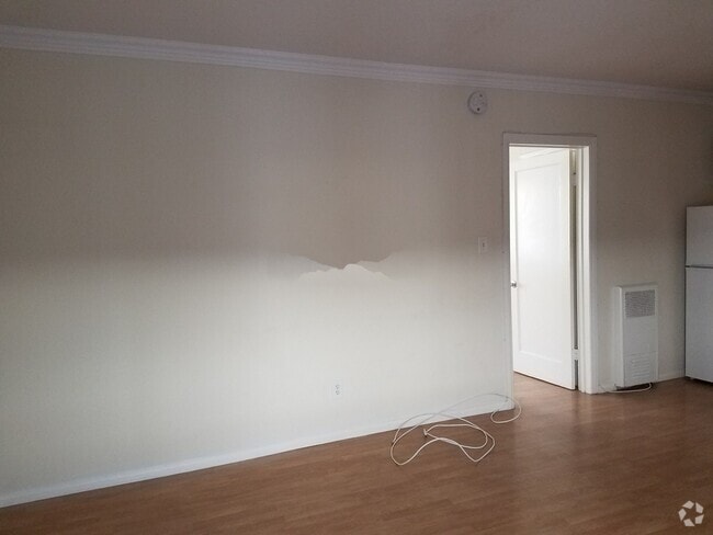 Building Photo - 615 N Rossmore Ave Unit 203 Rental