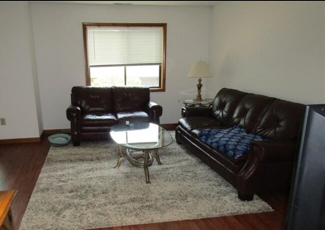 Photo - 166 Old Brookfield Rd Unit 21A2