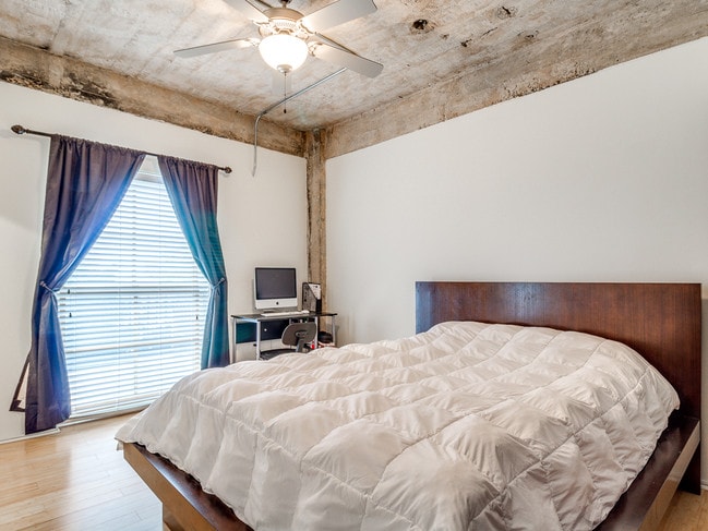 Photo - 1209 N Harvey Ave