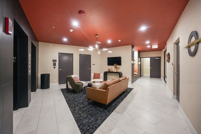 Photo - 3924 N Lincoln Ave Unidad 416