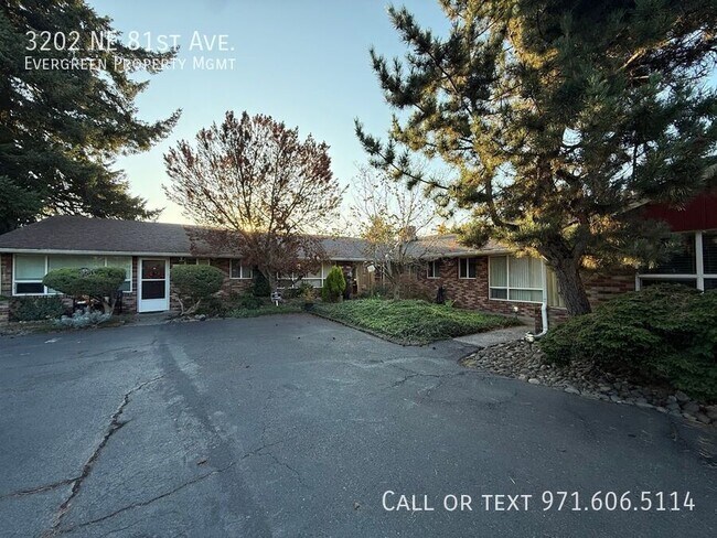 Building Photo - 3202 NE 81st Ave Rental