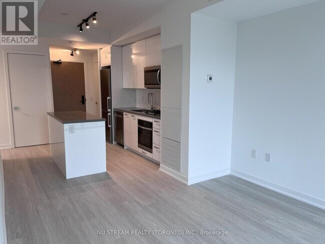 Photo - 195 McCaul St Unité 1510