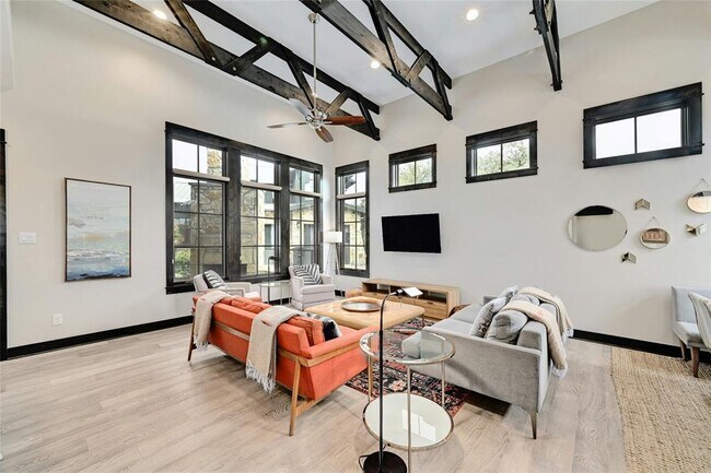 Photo - 19412 Tabasco Cat Trl