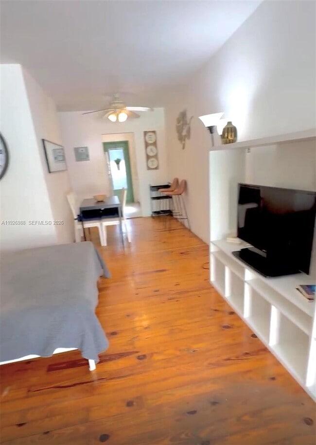 Photo - 644 Meridian Ave Unit 10