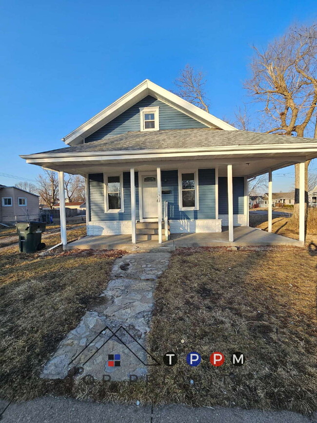 3 Bedroom | 1 Bathroom Single-Family Home ... - 3 Bedroom | 1 Bathroom Single-Family Home ...