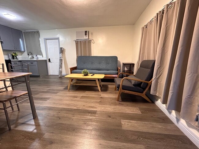 Photo - 2110 Keith St Unidad Keith