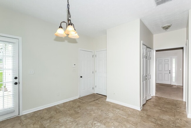 Photo - 27 Palladio Way