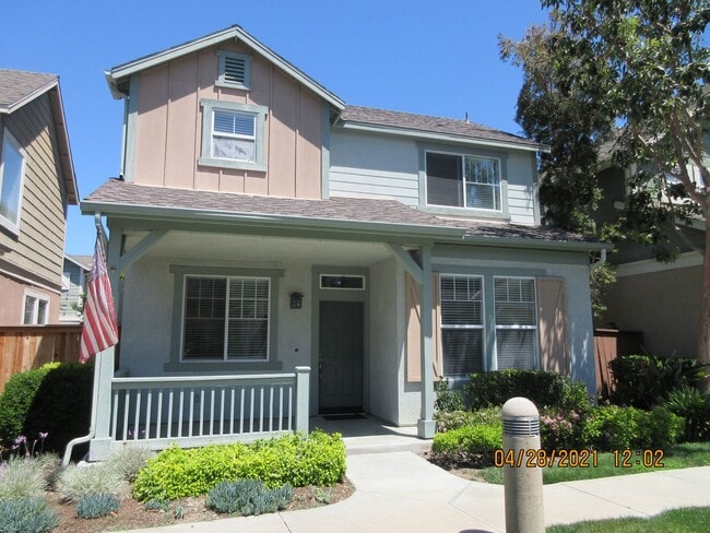CHARMING 3 BR/2.5 BATH " TWELVE PICKET LA... - CHARMING 3 BR/2.5 BATH  " TWELVE PICKET LA... Casa