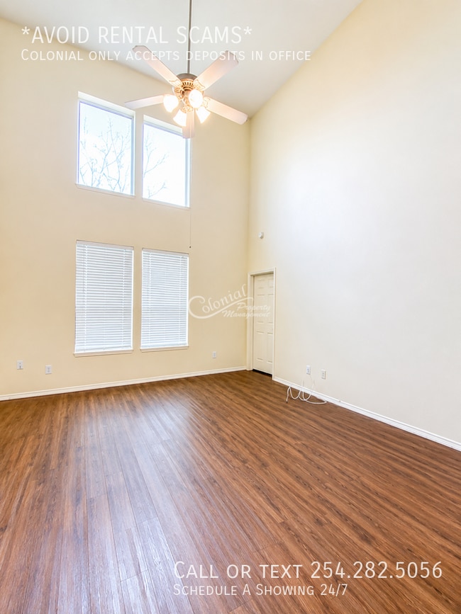Photo - 147 Hiver St
