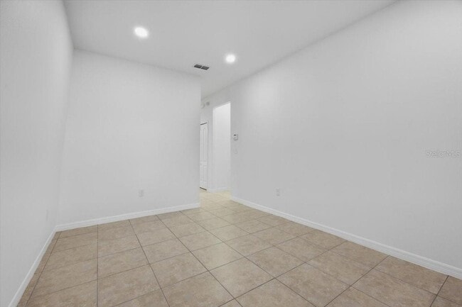 11217 Savannah Landing Cir