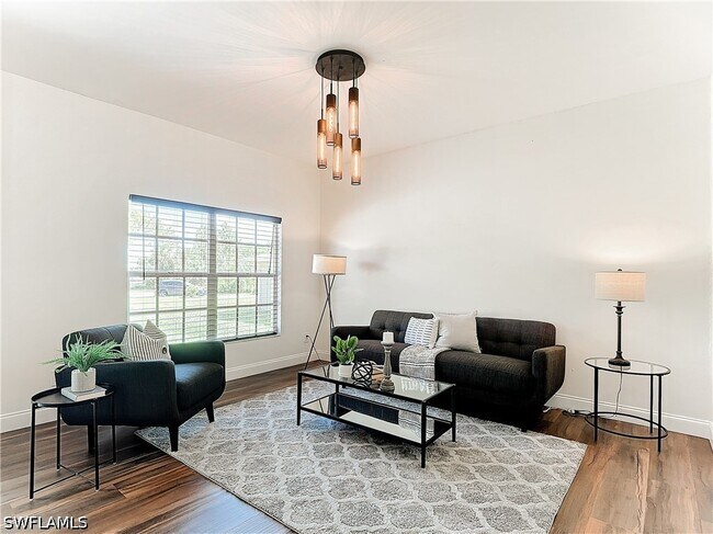 Photo - 130 16th Ave NE