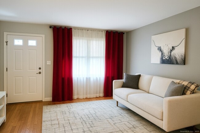 Photo - 48 Strawberry Hill Ave Unit 11