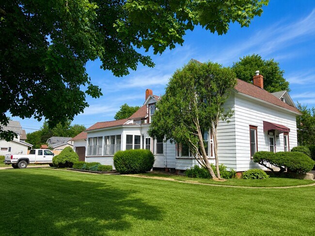 Photo - 1007 Spring St