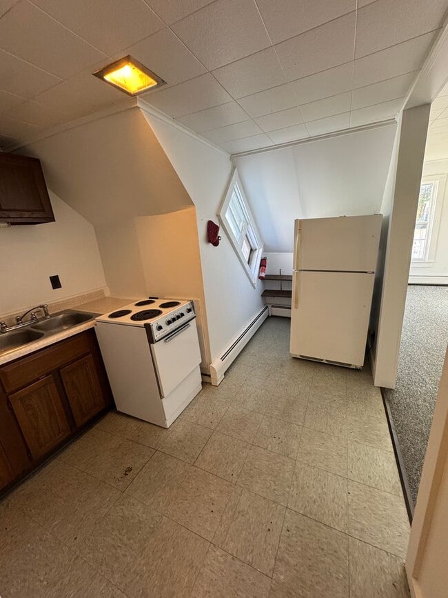 Photo - Hale Randolph Apartments Unit 5