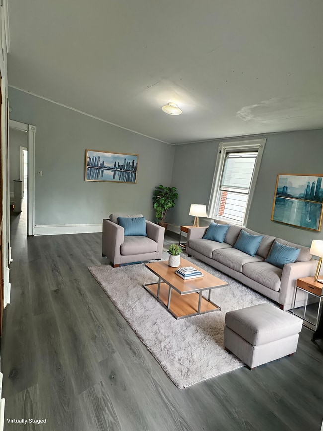 Building Photo - 4660 Castor Ave Unit 2nd