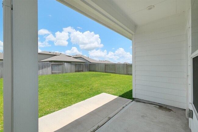 Photo - 1234 Scarlet Crk Dr