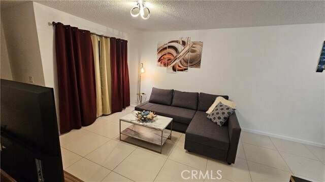2857 N Los Felices Rd
