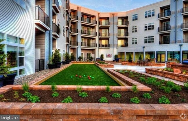 Building Photo - 1 Bridge St Unit 1B-2-2227 Rental