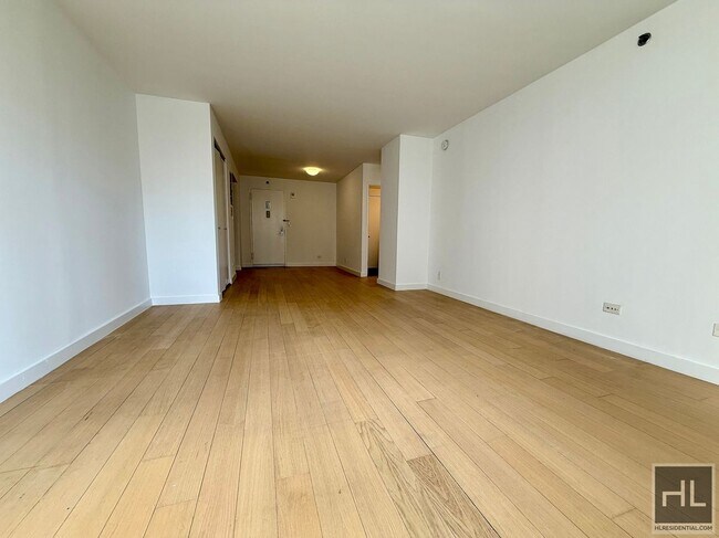 Photo - East 39th Street Unit 15B