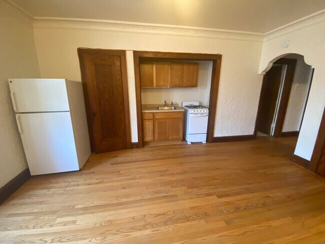 Photo - Franklin Manor