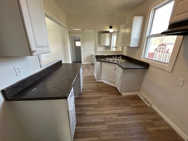 Photo - 4 Bed - Bedroom , Bathroom and Laundry on First Floor