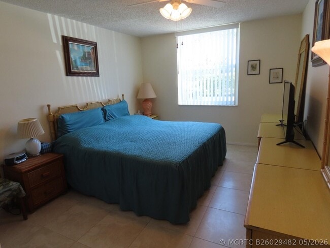 17 Willowbrook Ln Unit 106