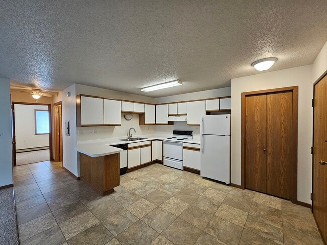 2 Bedroom - 4330 10th Ave S. Fargo ND