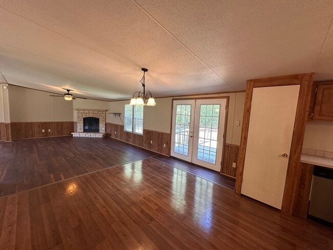 Photo - Spacious 4-Bedroom Home on 1 Acre – Peacef...