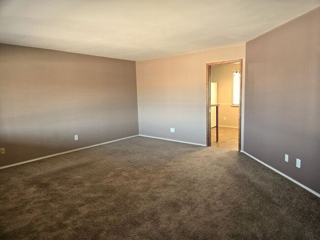 4330 W Royal Palm Rd
