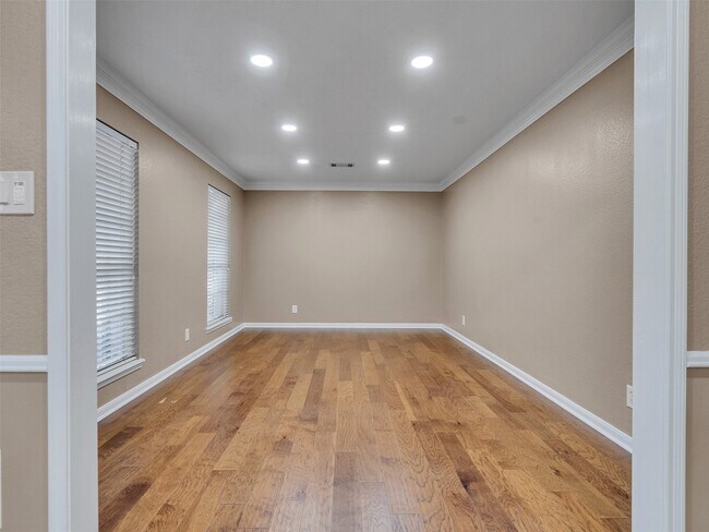 Photo - 6702 Moccasin Bend Dr