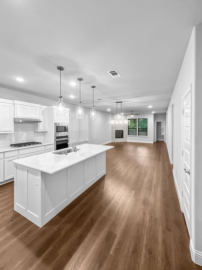 Photo - Gorgeous 3 Bedroom House for rent in Princeton !!