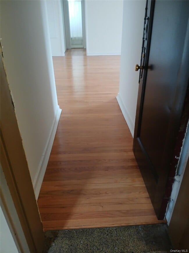 Building Photo - 105-33-105-66 66th Ave Unit 6G