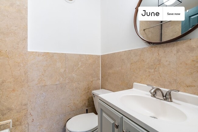 Photo - 336 W 46th St Unidad 4F