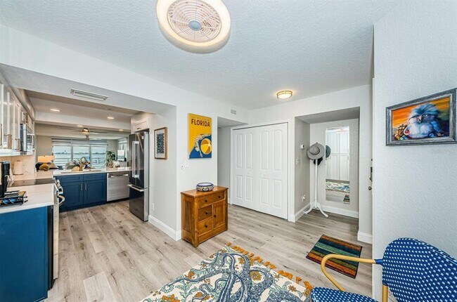 Photo - 6105 Bahia Del Mar Cir N Unidad 287