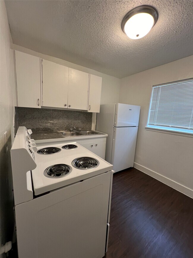 Photo - 5415 Scott St Unidad 37