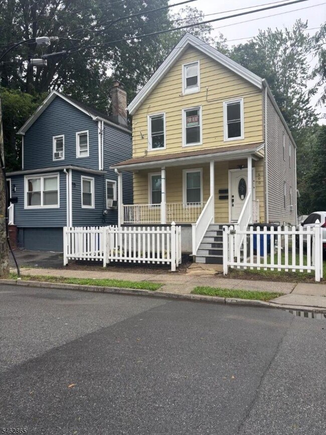 500 Burnside St