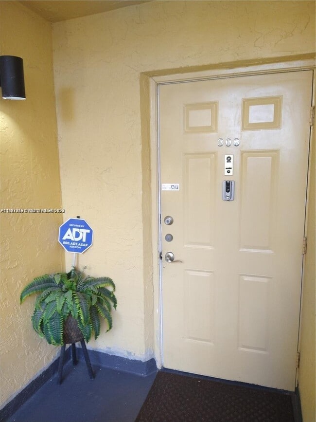 Photo - 6575 W Oakland Park Blvd Unit 308