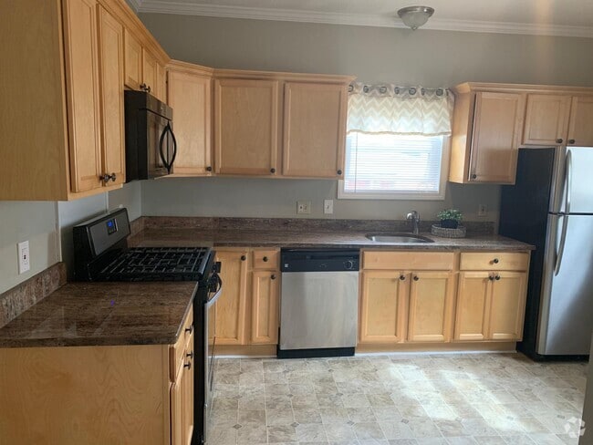 Building Photo - 527 Ashmont St Rental