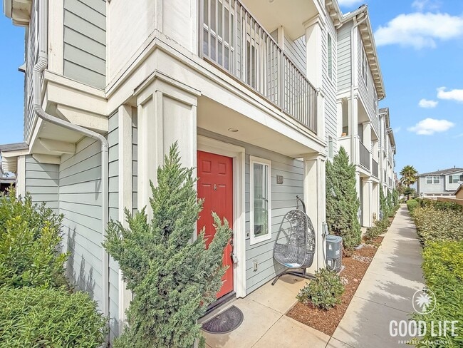 Building Photo - Stunning 3B/3BA in Imperial Beach W/ A/C, ...