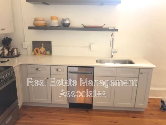 Photo - 215 Main St Unit 1C