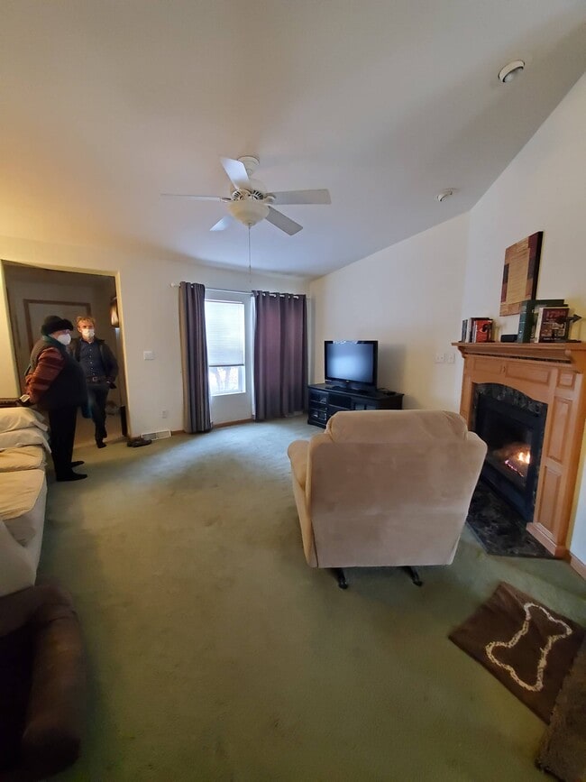 Photo - 644 School House Dr