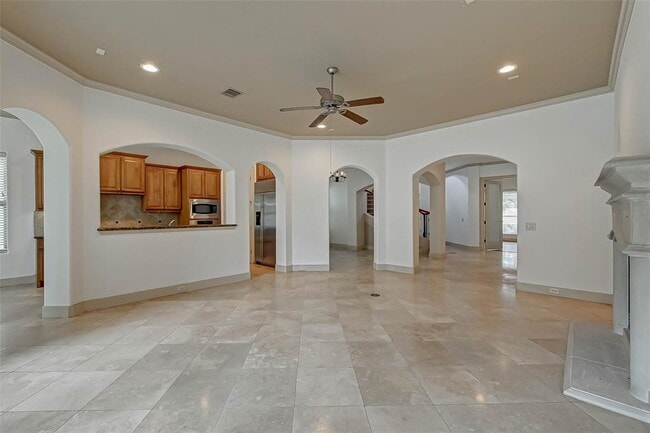 Photo - 11207 St Laurent Ln