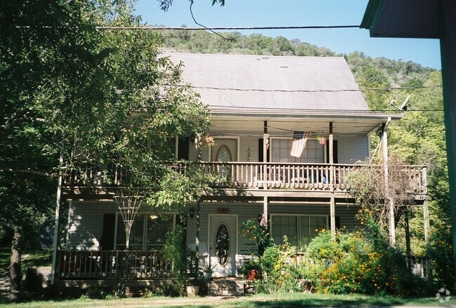 Building Photo - 8031 River Rd Rental