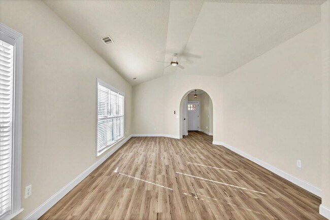 Photo - Completely Renovated 4 Bed/2 Bath in White...