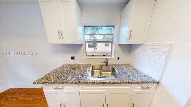 Photo - 404 NW 21st Terrace